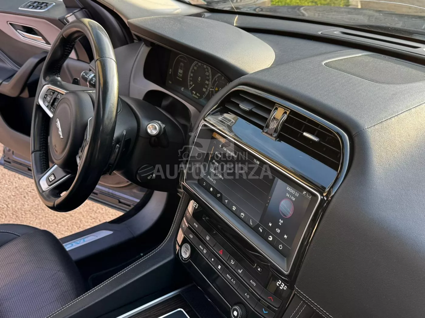 Jaguar F-Pace - Image 15