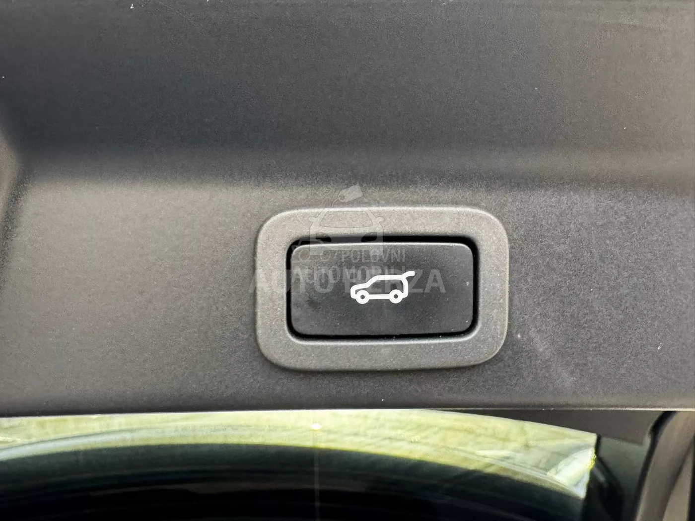 Jaguar F-Pace - Image 17