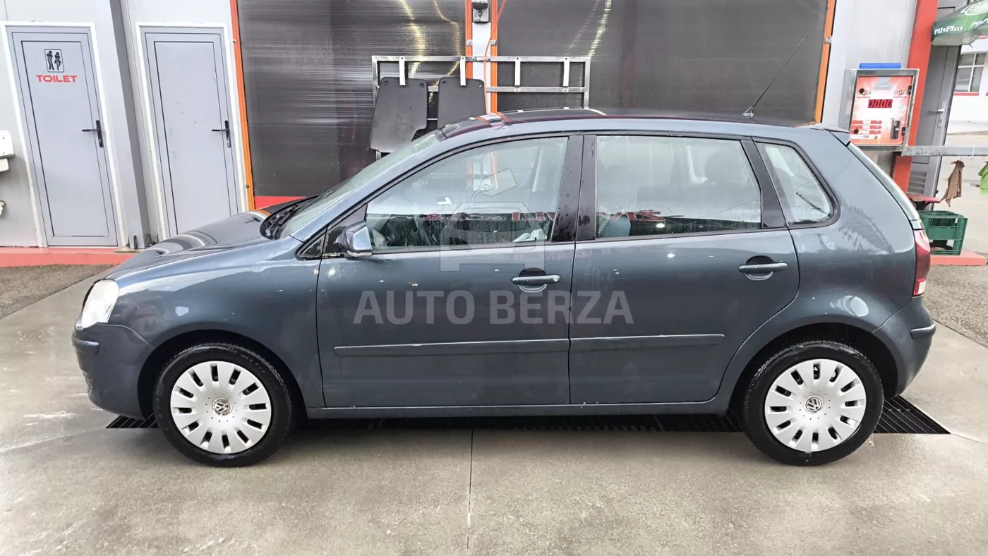 Volkswagen Polo - Image 8
